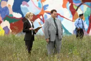 Nehmen einen ungelösten Fall wieder auf: Nick Vera (Jeremy Ratchford, M.) und Lilly Rush (Kathryn Morris, l.) ...