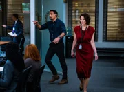 Jubal Valentine (Jeremy Sisto, l.); Isobel Castille (Alana De la Garza, r.)