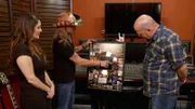 Rick Harrison (r)