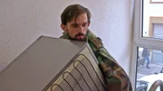 Jerrick darf sich über einen Kühlschrank freuen