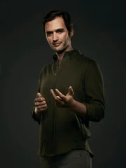 Jason Silva / Origins: The Journey of Humankind" is hosted by modern-day philosopher Jason Silva. (Photo credit: National Geographic)