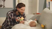 Simon (Thore Lüthje) plant, mit seiner Tochter Olivia nach Rostock zu ziehen, sobald er offiziell als Vater anerkannt ist.