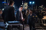 Special Agent Stuart Scola (John Boyd, l.); Kristen Chazal (Ebonée Noel, r.)