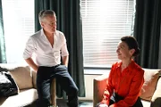 Simone (Tatjana Clasing) macht sich Jennys und Ingos (André Dietz) Zukunftspläne vermeintlich zu eigen.