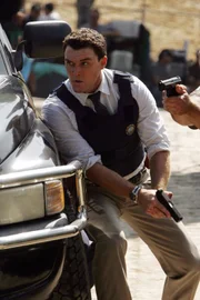 Als die Leiche einer jungen, rothaarigen, mit silbernem Klebeband gefesselten Frau im Nappa Valley gefunden wird, beginnen Wayne Rigsby (Owain Yeoman) und seine Kollegen mit den Ermittlungen und kommen dem Mörder immer näher und näher ...