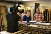 Bauherrin Antje Walliser lässt sich vom früheren Baustoffe-Depot-Chef Horst Schöne beraten.
