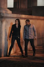 Verzweifelt versuchen Det. Jo Danville (Sela Ward) und Dr. Sheldon Hawkes (Hill Harper) einen eingesperrten Studenten zu finden.
