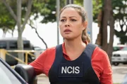 “Good Samaritan” – When a Navy deserter accidentally comes out of hiding, his family becomes a target that drives the NCIS team and Charlie 1 (Linc Hand) to investigate who is after them. Meanwhile, Lucy surprises the team by returning to Hawai’i from her agent afloat job early, on the CBS Original series NCIS: HAWAI’I, Monday, Feb. 27 (10:00-11:00 PM, ET/PT) on the CBS Television Network, and available to stream live and on demand on Paramount+. Pictured: Vanessa Lachey as Jane Tennant.
