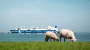 Deutschland wollte mit schwimmenden LNG-Terminals unabhängiger von russischem Gas werden - etwa mit den beiden Terminals im niedersächsischen Hooksiel.