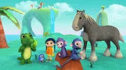 Krokodil Kev, Pinguin-Mädchen Peggy, Wissper, die Affen Alfie und Frankie und Pferd Herbert überlegen, wo der Krach herkommt und wer ihn verursacht.