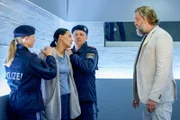 Edita Malovcic (Luna Krumberger), Nicki von Tempelhoff (Dr. Mathias Helmreich).
