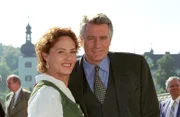 Christine Buchegger (Lena Dorndorf), Klaus Wildbolz (Wenzel Hofer).