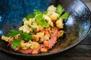 Iss besser! Staffel 1 Folge 30 Blumenkohlsalat mit Rote-Bete-Hummus
