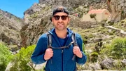 Auf Johannes Reiseliste stehen auch eine spektakuläre Schluchtenwanderung. Kreta ist nicht nur die größte griechische Insel, sondern auch eines der beliebtesten Reiseziele Europas.