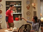 Jim Parsons (Sheldon Cooper), Laurie Metcalf (Mary Cooper).