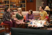 L-R: Howard Wolowitz (Simon Helberg), Bernadette Rostenkowski (Melissa Rauch), Amy Farrah Fowler (Mayim Bialik), Sheldon Cooper (Jim Parsons)