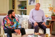 (v.li.): Anthony Anderson (Andre ‚Dre‘ Johnson), Laurence Fishburne (Pops).