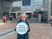 Katrin Langensiepen ist die erste Frau mit sichtbarer Behinderung im EU-Parlament.
