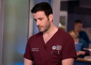 Ein harter Tag: Colin Donnell als Dr. Connor Rhodes