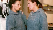 Walter (Katy Karrenbauer, re.) läßt nicht zu, dass sich Melanie (Sigrid M. Schnückel) über Susanne lustig macht...