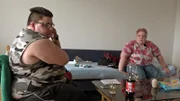 Andere Probleme haben Jack (li.) und Noah: Obwohl sie sich eigentlich wieder versöhnt hatten, sind die Ex-Ehepartner nun erneut getrennt. Die beiden haben endgültig beschlossen, sich scheiden zu lassen und auch räumlich getrennt zu leben.