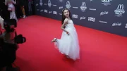 Die 9-jährige Sophia, feiert ihr Red-Carpet-Debüt.