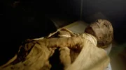 Aegypten Welt der Pharaonen - EP F4_Totenkult  Ein Krimi aus der Bronzezeit: Lange rätselten die Forscher, warum die Mumie Ramses III. ein ungewöhnliches Halstuch trägt. Es sollte ein grausames Verbrechen kaschieren.