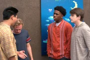 (v.l.n.r.) Eddie Huang (Hudson Yang); Walter (Prophet Bolden); Barefoot Dave (Evan Hannemann)