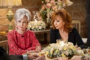 L-R: Connie "Meemaw" Tucker (Annie Potts), June (Reba McEntire).
