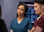 Chicago Med Weisser Schmetterling - White Butterflies Staffel 2, Episode 22 Sie sind nicht gleicher Meinung: Brian Tee als Dr. Ethan Choi