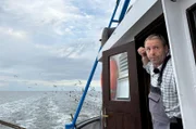 Stephan Hellberg hat erst Gas- und Wasserinstallateur gelernt - aber die Fischerei war schon als kleiner Junge seine Leidenschaft deswegen hat er später umgesattelt.