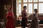 (v.l.n.r.) Thomas Wolsey (Philip Cumbus); Henry VIII. (Ruairi O'Connor); Katharina von Aragon (Charlotte Hope)