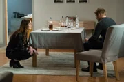 (l-r) Katie Bowman (Sarah Wayne Callies), Will Bowman (Josh Holloway)