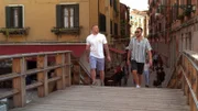 Dennis (li.) und Sascha schlendern durch Venedig
