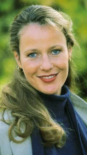 Britta Schmeling als Staatsanwältin Charlotte Glaser