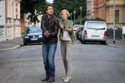 Lukas Hundt (Oliver Franck, l.) und Kristina Katzer (Isabell Gerschke, r.) auf Verbrecherjagd in Weimar.
