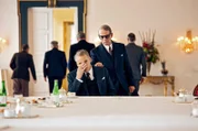 Hotel Grunewald - Reinhard Gehlen (Martin Wuttke, r.) und Otto John (Sebastian Blomberg, l.) nach der Scipio Besprechung.