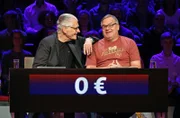 Rateteam-Kapitän Elton (r.) heute im Team mit Schauspieler Sky du Mont (l.).