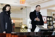 Maria Baez (Marisa Ramirez, l.); Danny Reagan (Donnie Wahlberg, r.)