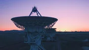 Revolutionäre Teleskope wie im ALMA-Observatorium in der chilenischen Atacama-Wüste erlauben einen hochpräzisen Blick ins All.
