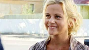 Jodi (Rachael Carpani)