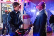 (v.li.): Freddie Highmore (Dr. Shaun Murphy), Richard Schiff (Dr. Aaron Glassman).