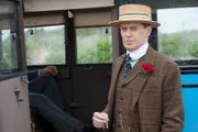 Enoch "Nucky" Thompson (Steve Buscemi)