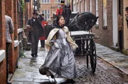 Victoria (Jenna Coleman)