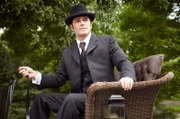Detective Murdoch (Yannick Bisson)