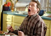 Bryan Cranston (Hal).