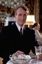 Captain Hastings (Hugh Fraser)