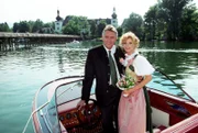 Klaus Wildbolz (Wenzel Hofer), Andrea Lamatsch (Sissy Hofer).