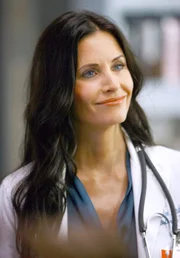 Courteney Cox Arquette (Dr. Taylor Maddox).