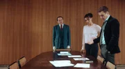 Professor Tempest, Lisa Donckers und Dan Winters gehen verschiedene Szenarien zum Tod einer ganzen Familie durch.